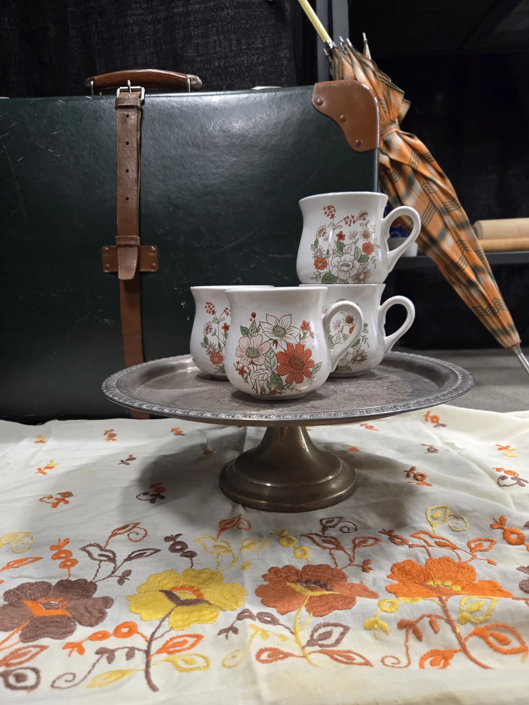 Set of 4 Floral Mugs - photo 4