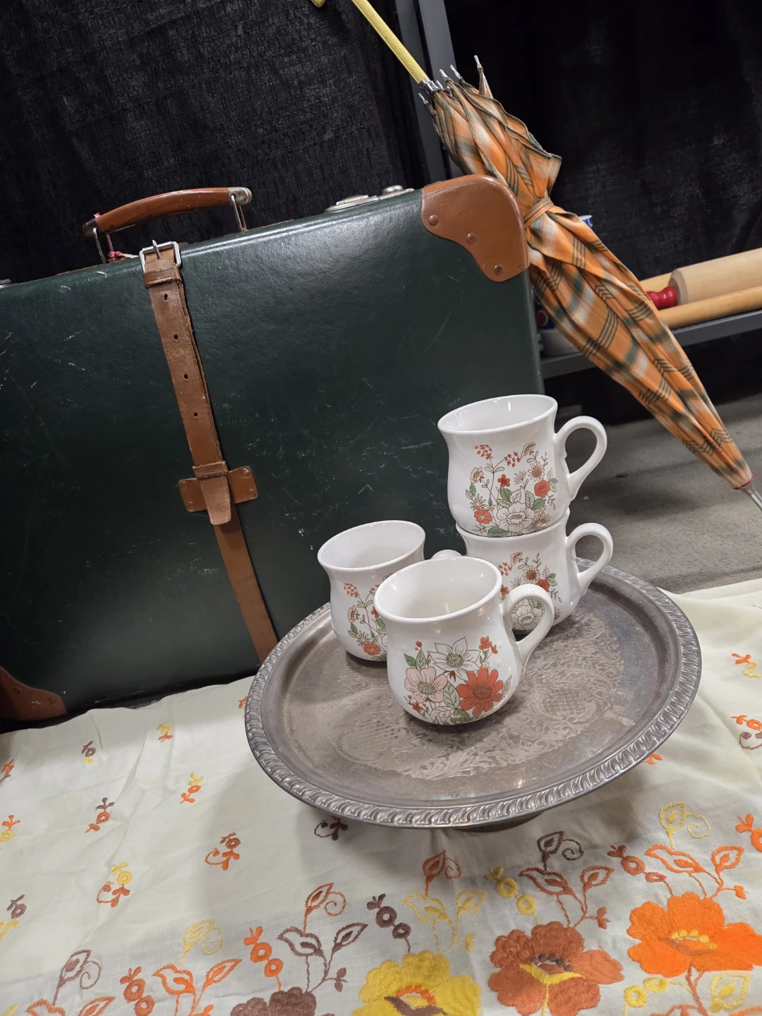 Set of 4 Floral Mugs - photo 5