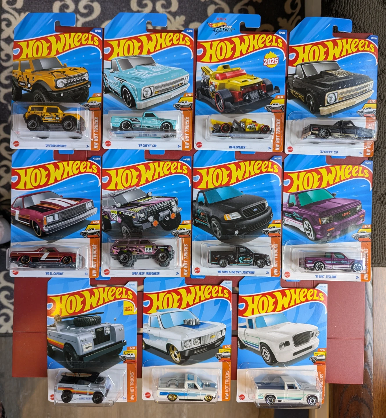 Hot Wheels Hot Trucks Set of 11