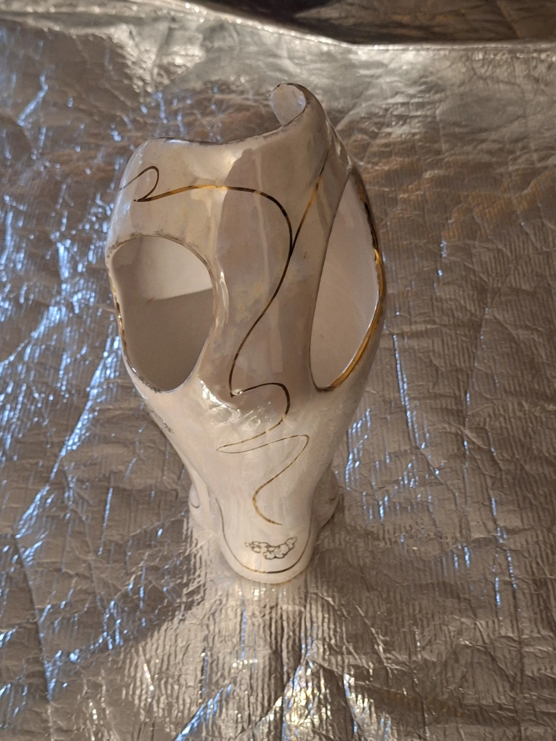 White Ceramic Vase with Gold Trim - photo 4