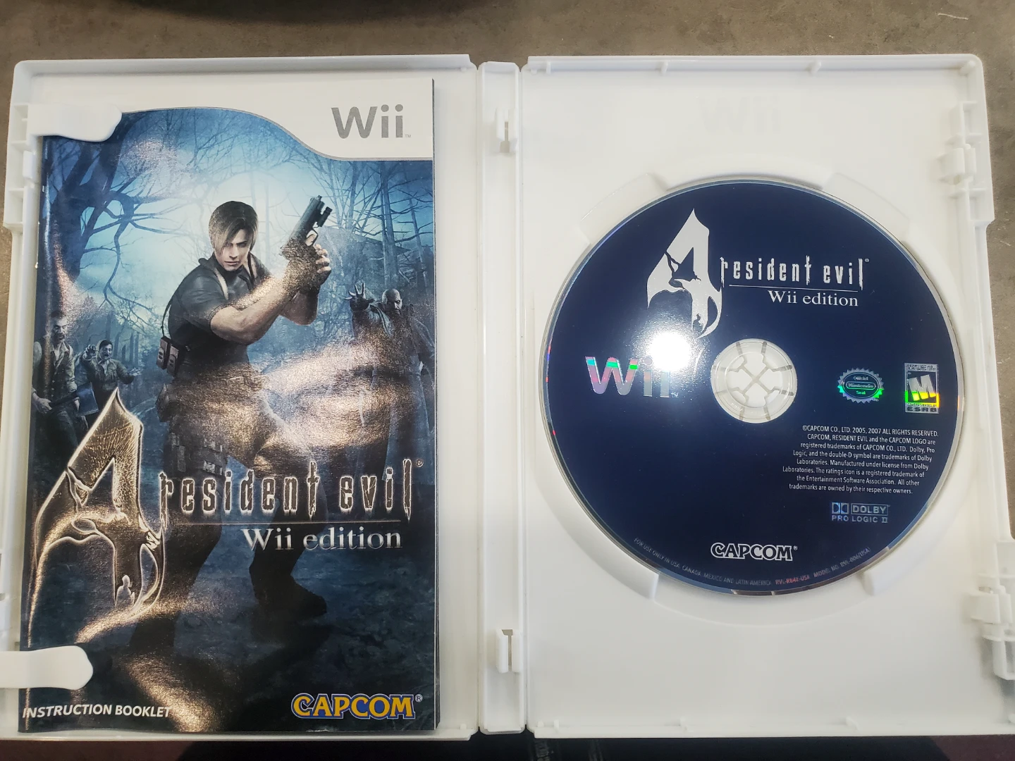 Resident Evil 4: Wii Edition Video Game - photo 3