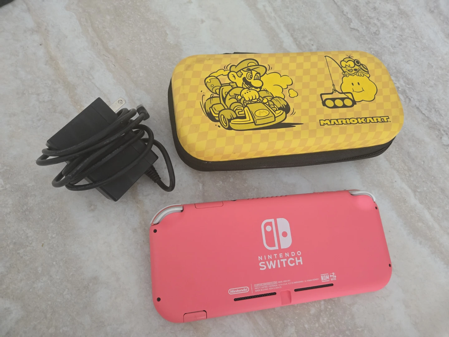 Nintendo Switch Lite (Coral) + Life is Strange - photo 4