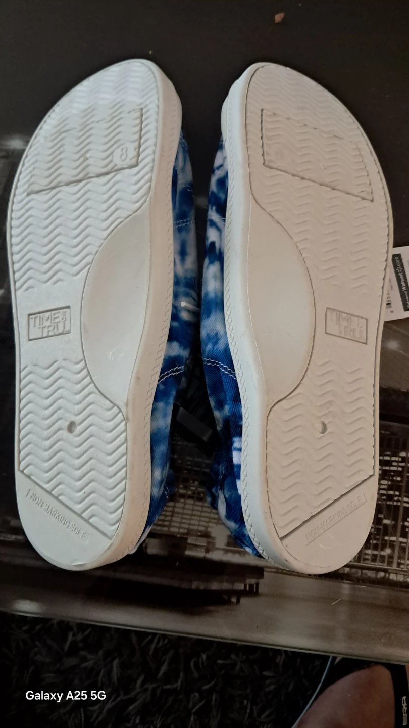 Time and Tru Women's Blue Tie Dye Casual Shoes Size 8 - photo 3