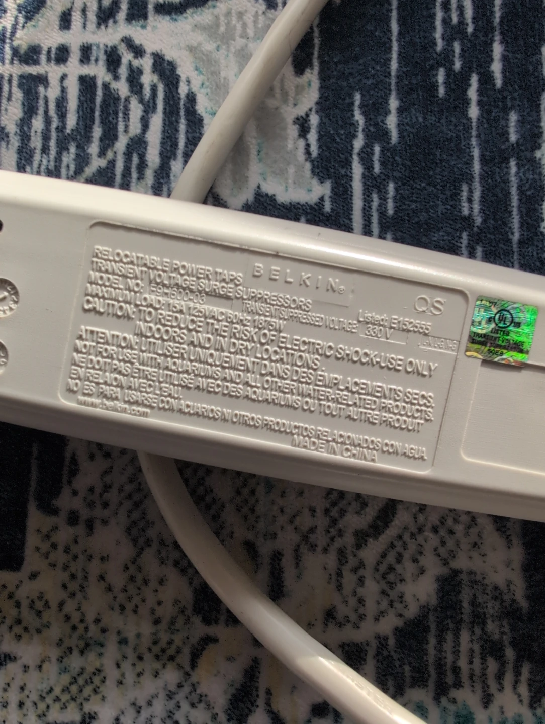Belkin 6-Outlet Surge Protector Power Strip - photo 2