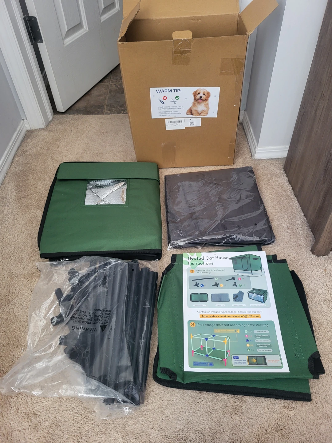 Outdoor heated cat house (New in box) - photo 2
