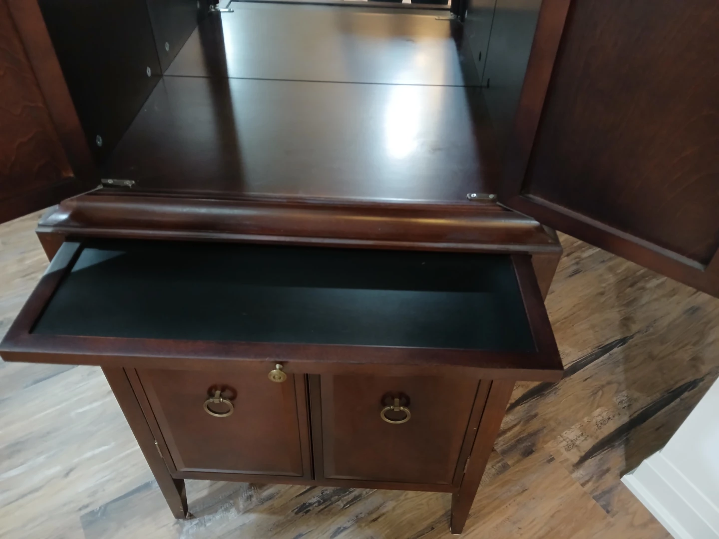 Dark Wood Bar Cabinet with Glass Shelves