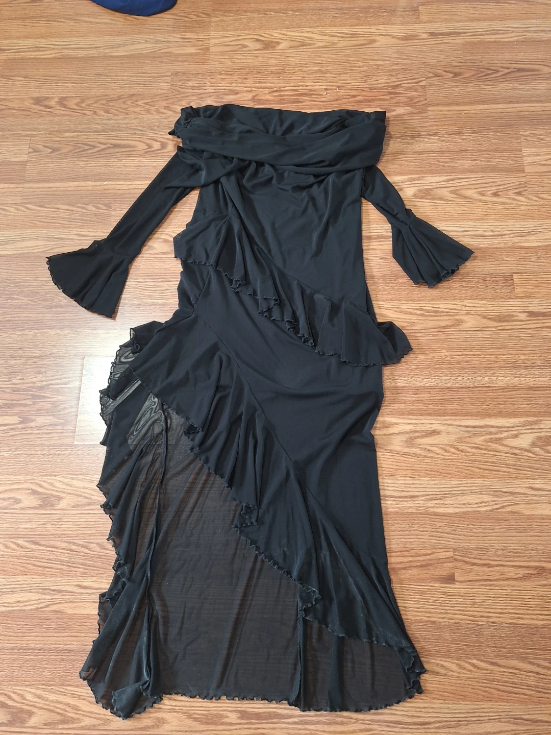 Black Off-the-Shoulder Ruffle Dress - photo 2