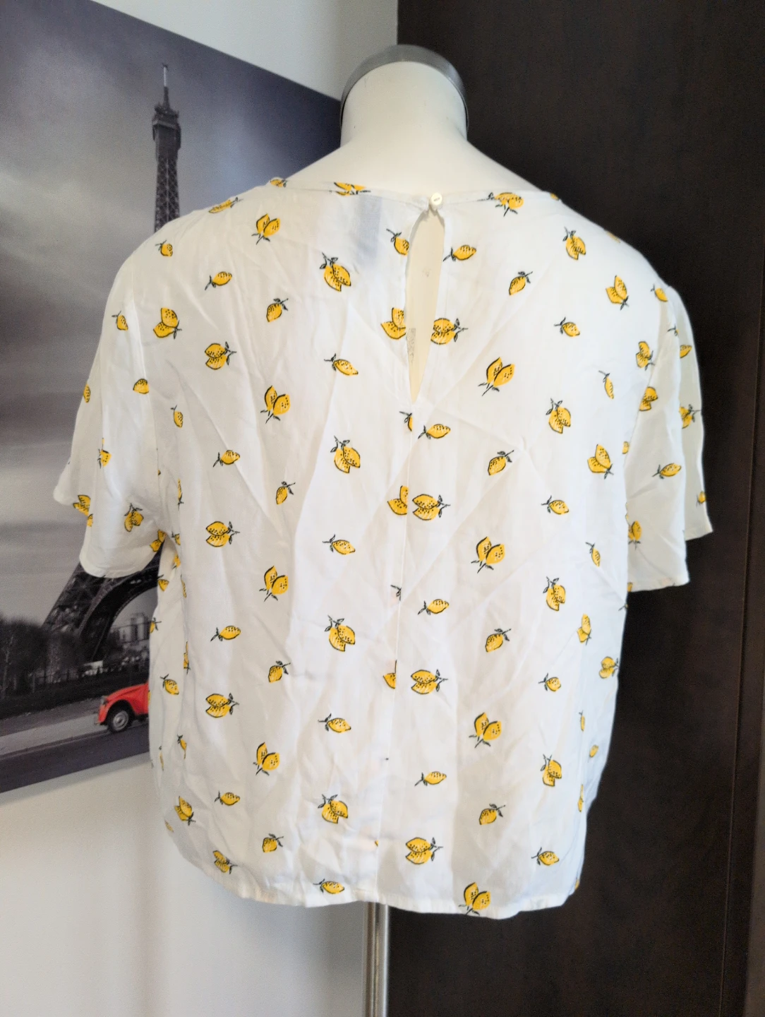 H&M Divided Lemon Print Blouse Size 12 - photo 3
