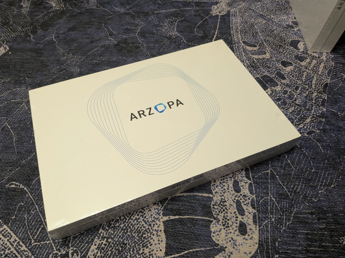 ARZOPA 16" 180hz portable Monitor - photo 2