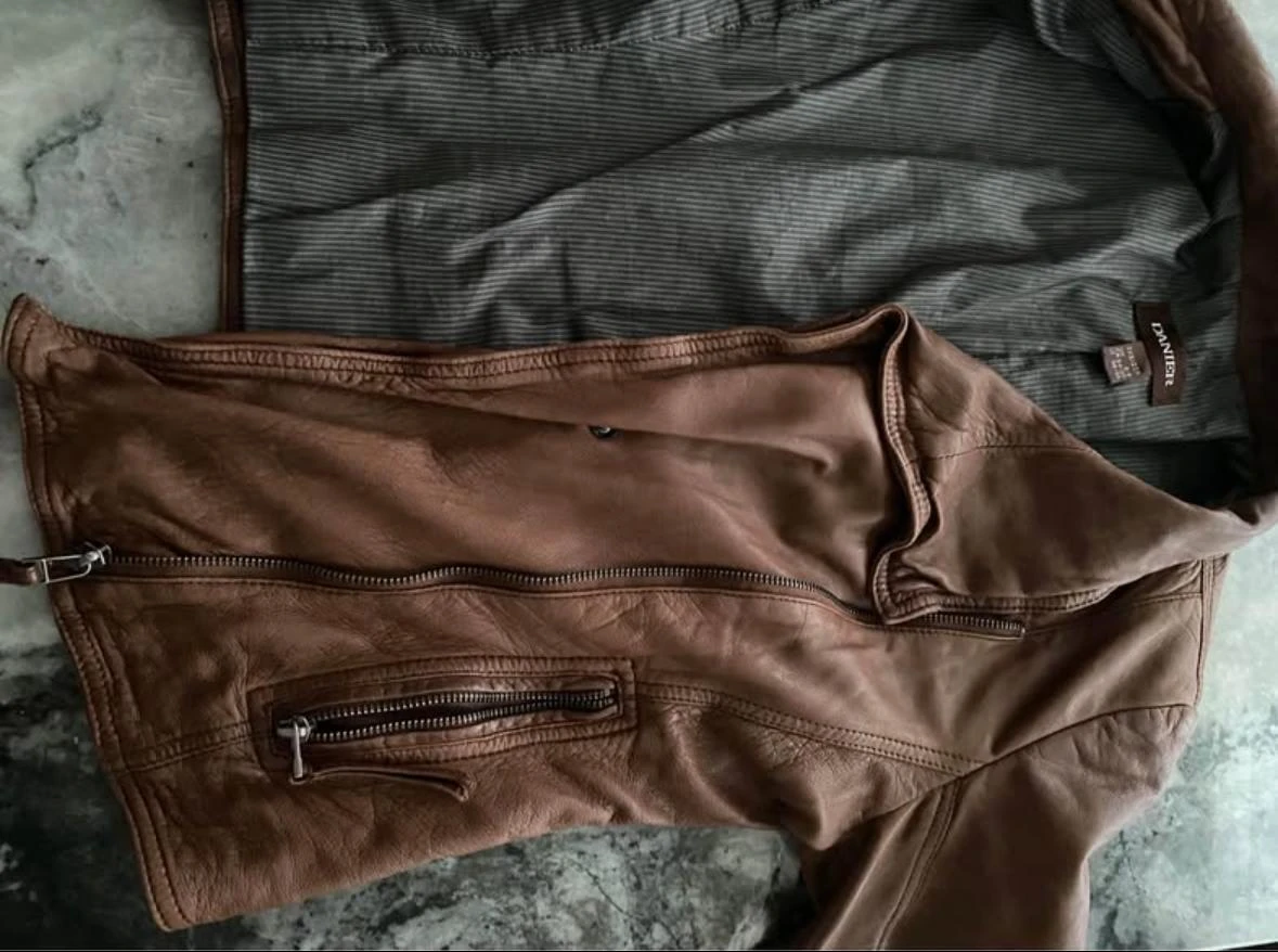 Danier Brown Leather Jacket - photo 5