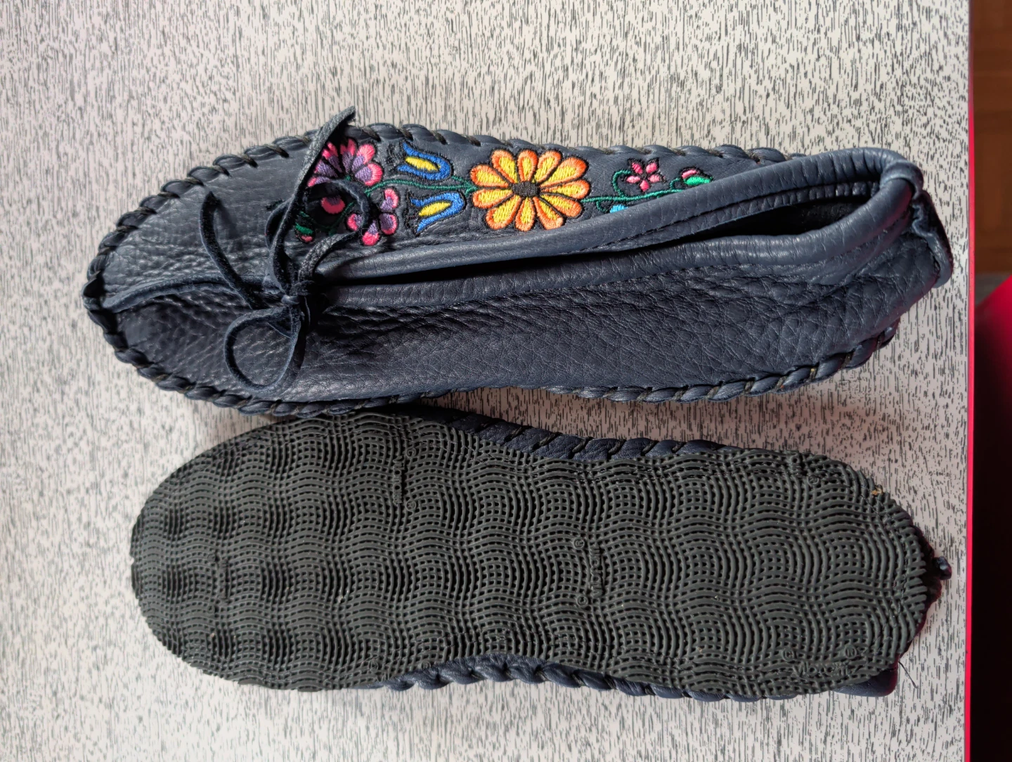Dark Blue Embroidered Moccasins - Ladies Size 7 - photo 2