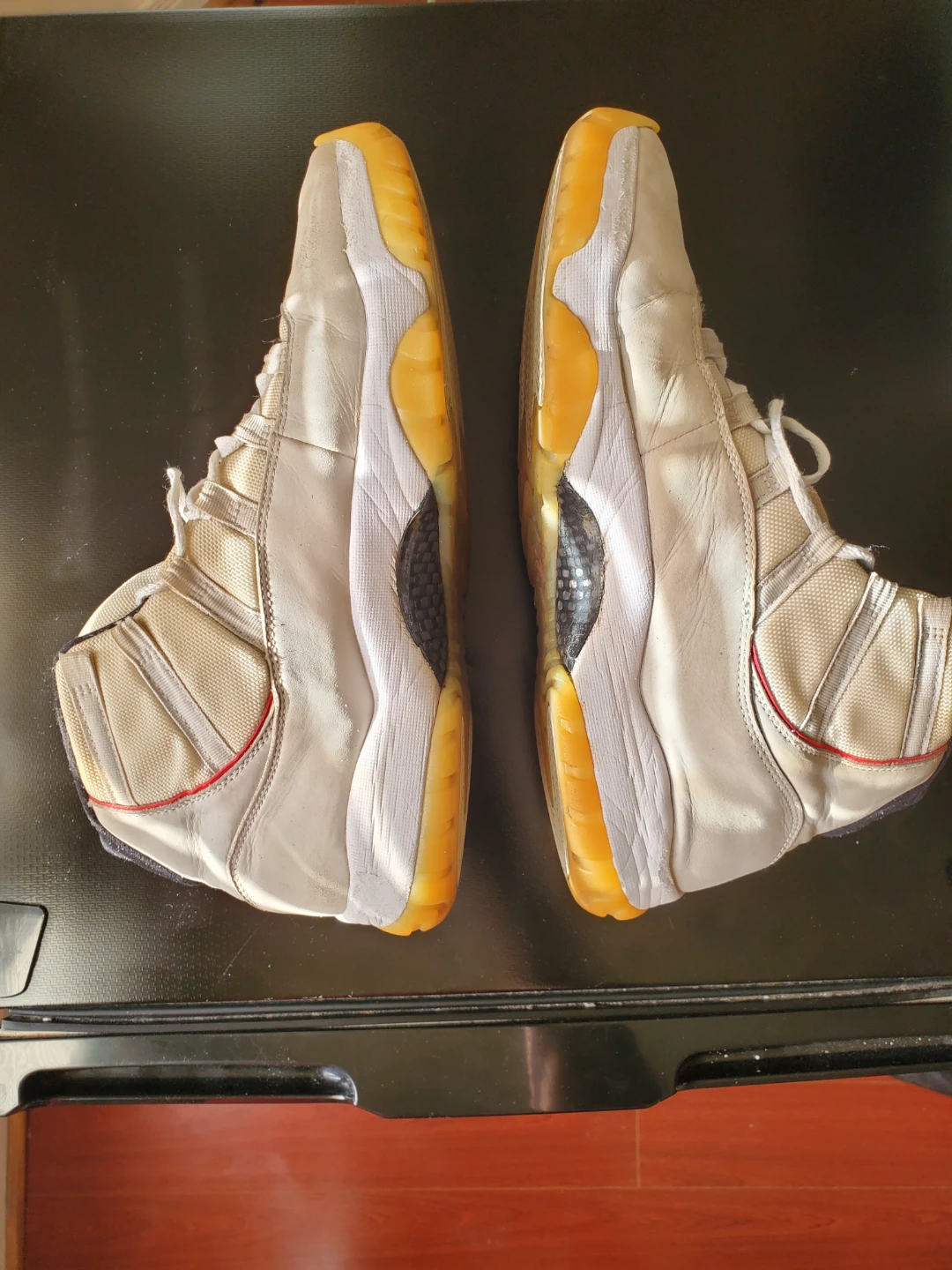 Air Jordan 11 Platinum Tint Men's Size 13 - photo 4