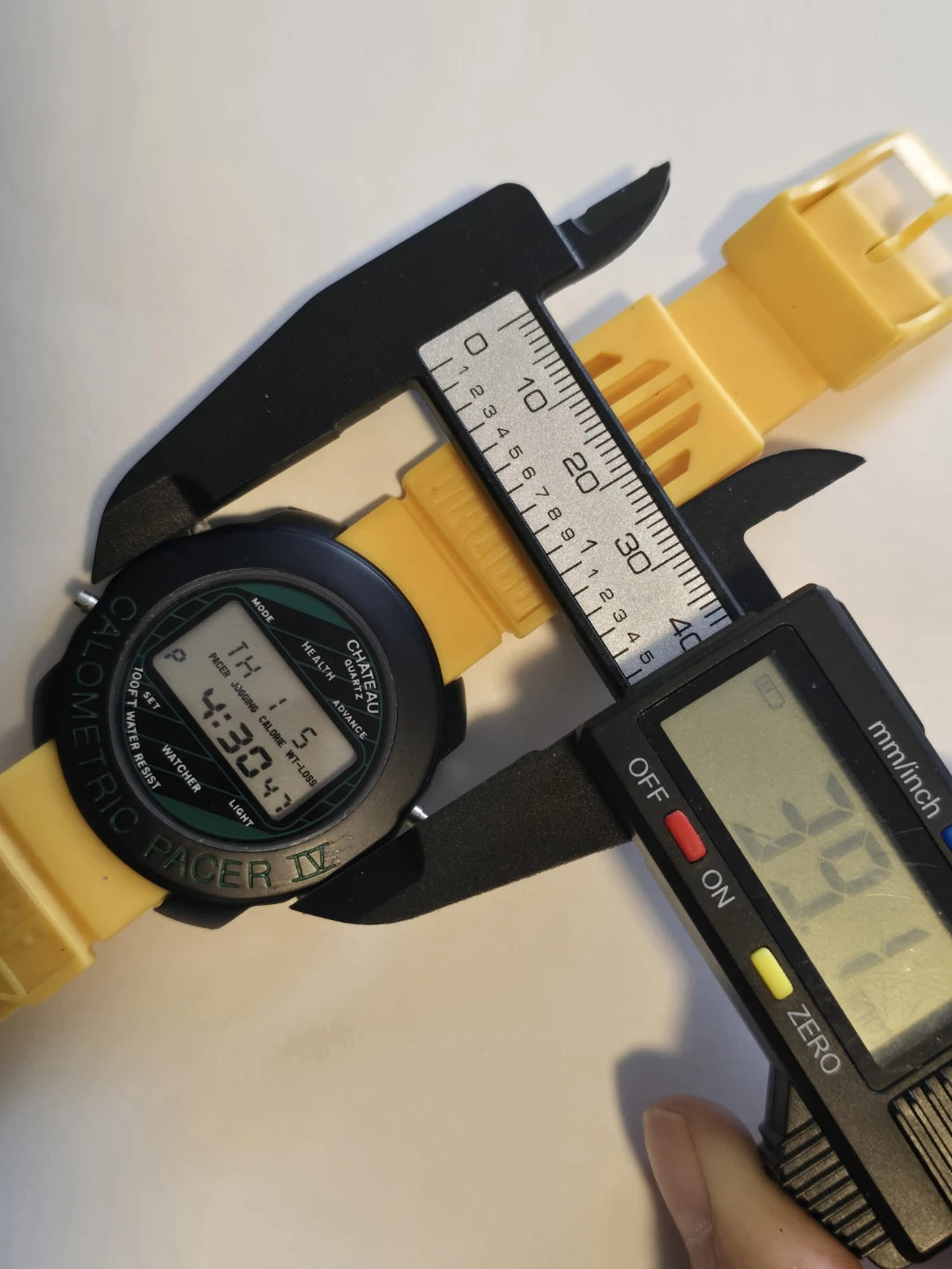 Chateau Digital Watch - photo 5