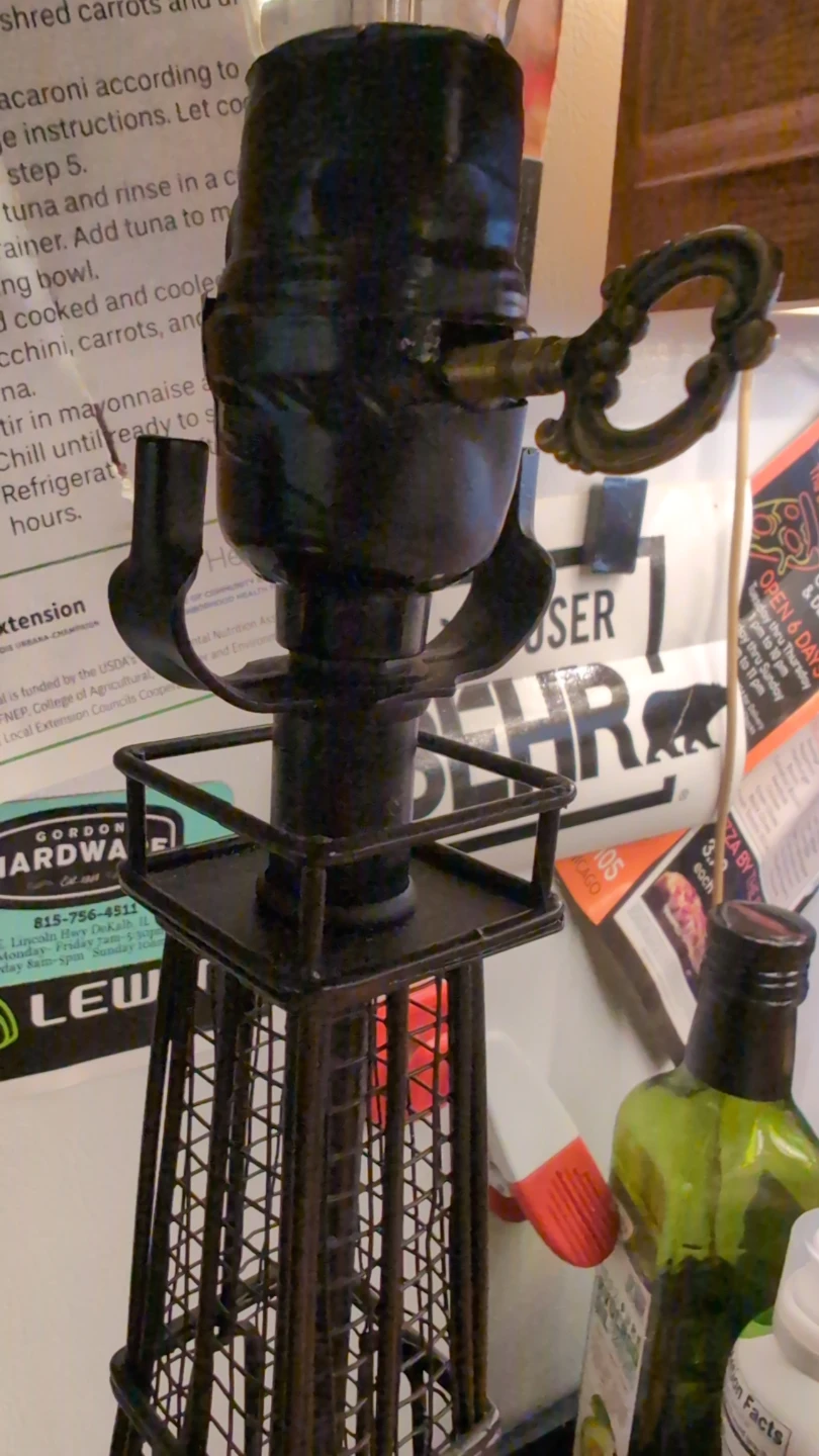 Eiffel Tower Table Lamp - photo 3