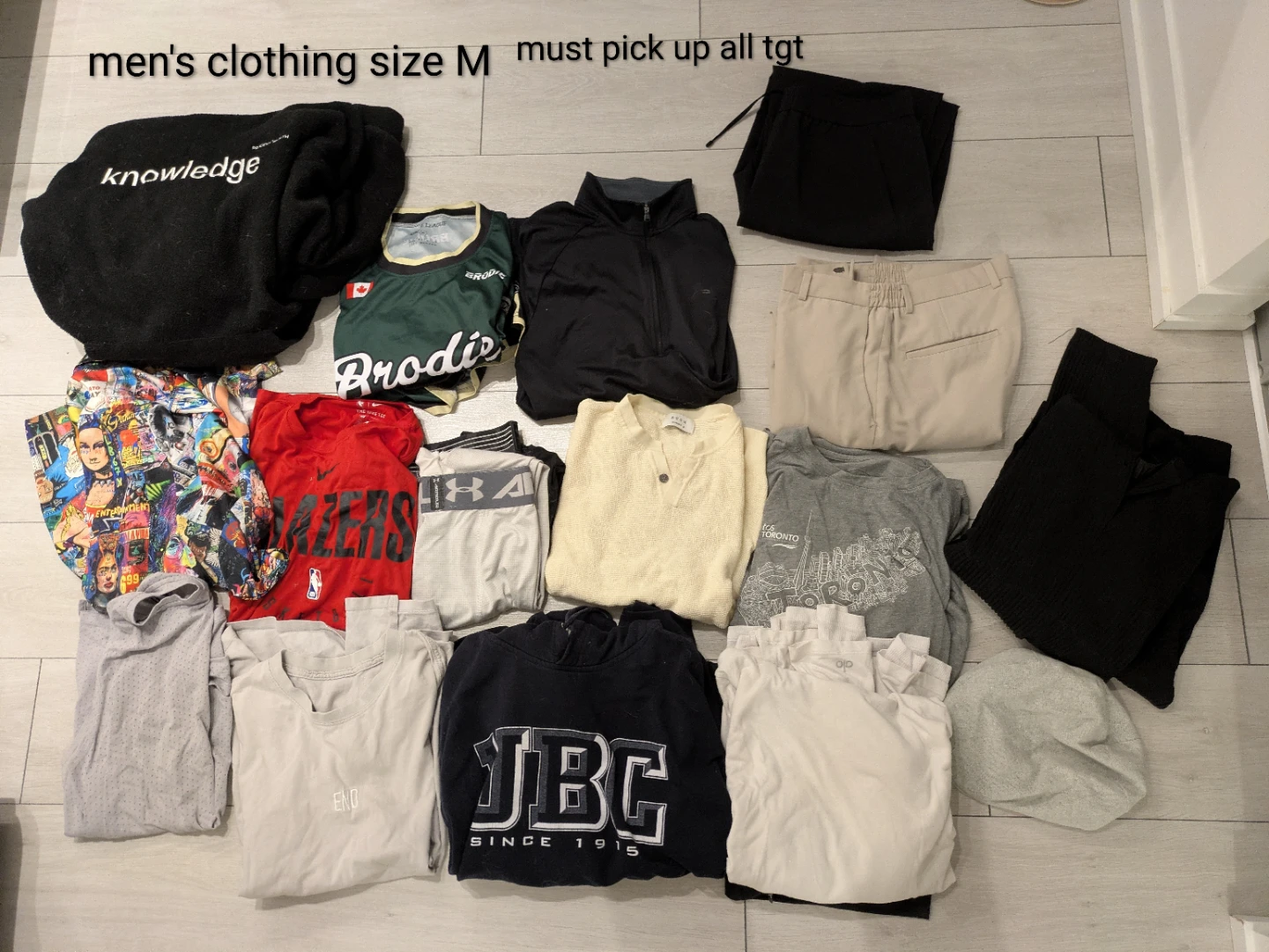 Men's Clothing Bundle - Size M