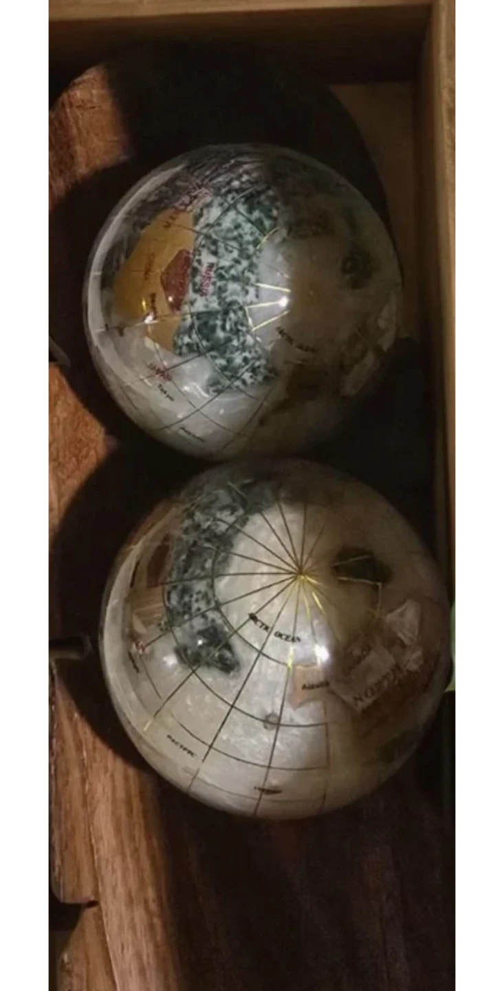 2 Antique crystal Glass Gemstone Globe - photo 2