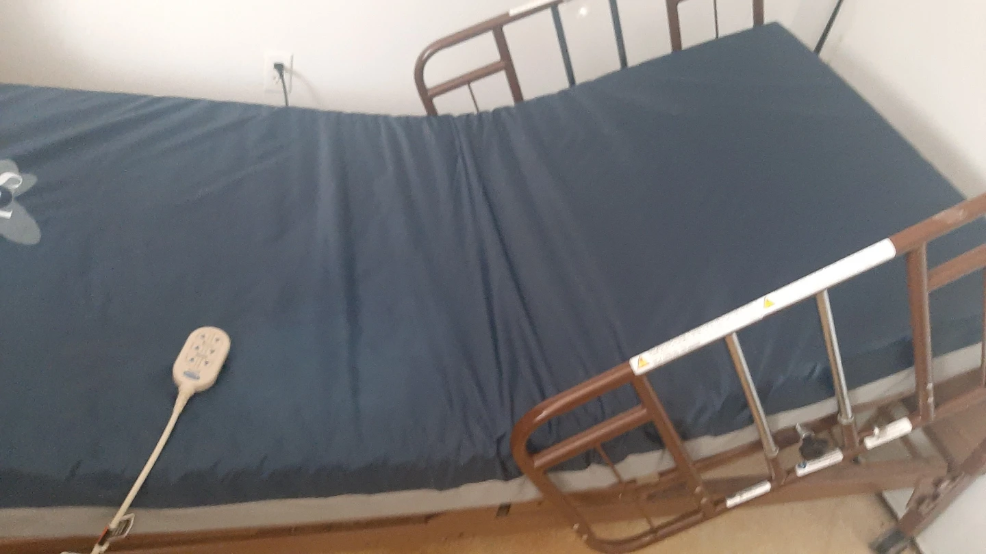 Invacare Solace Homecare Bed