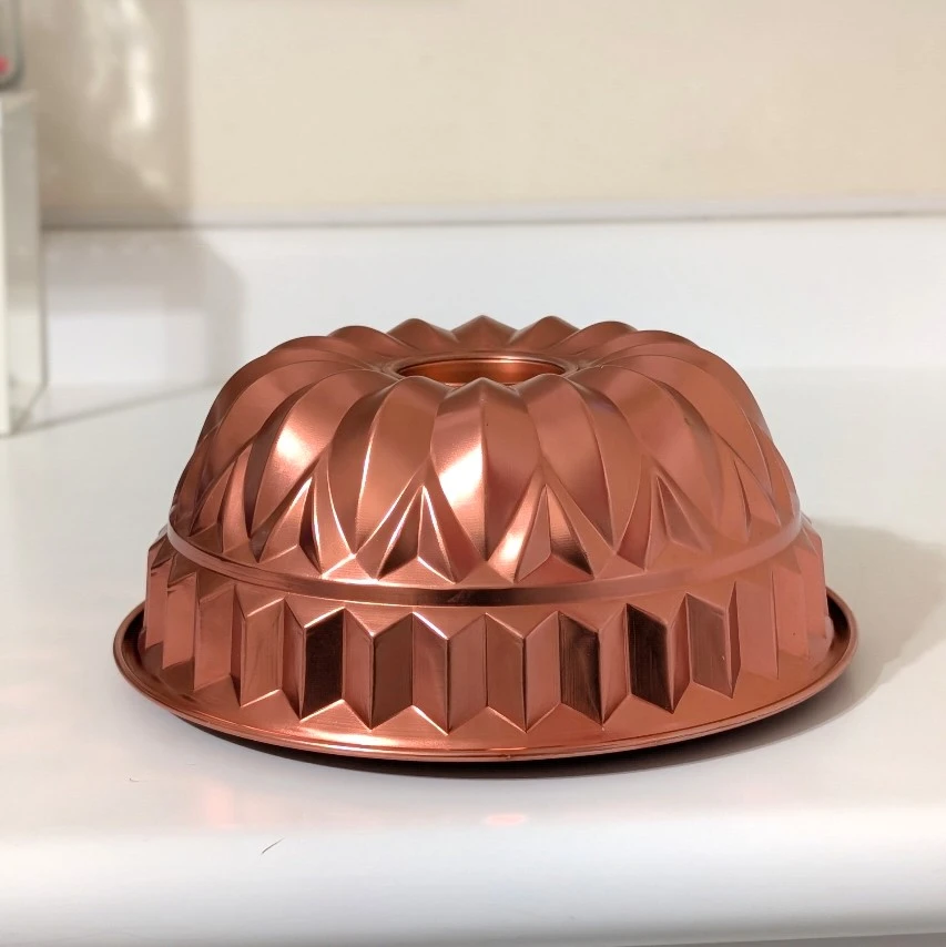 Vintage Copper Tone Jello Mold - 9 Cups w/ hanging ring