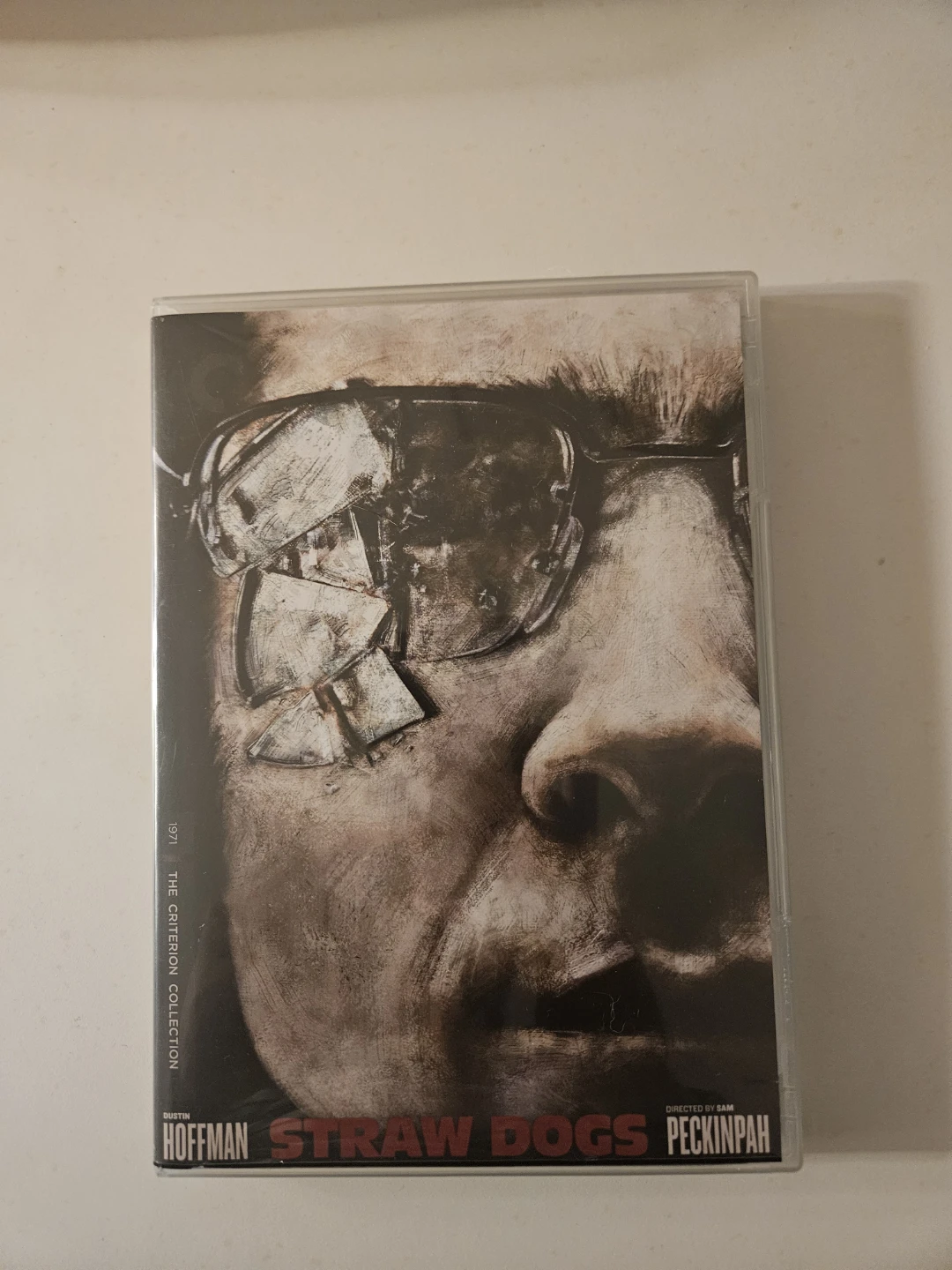Straw Dogs DVD 🧡