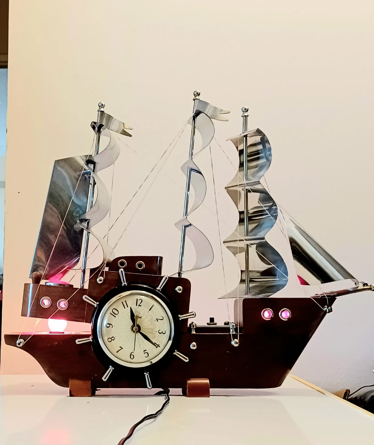 MCM United Clock Corp. Ship Clock & Night Light - photo 3