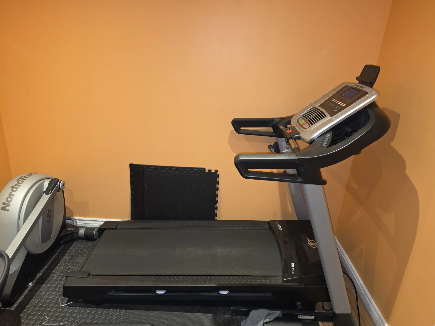 NordicTrack Treadmill - photo 2