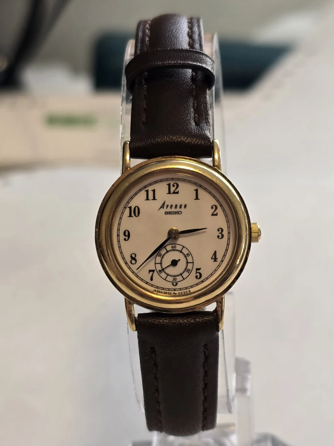 Vintage Seiko Avenue Subsecond Dial 23mm Diameter - photo 2