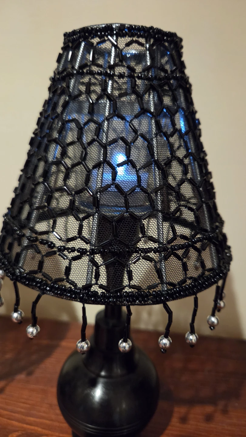 Pair of Black Beaded Table Lamps - photo 3