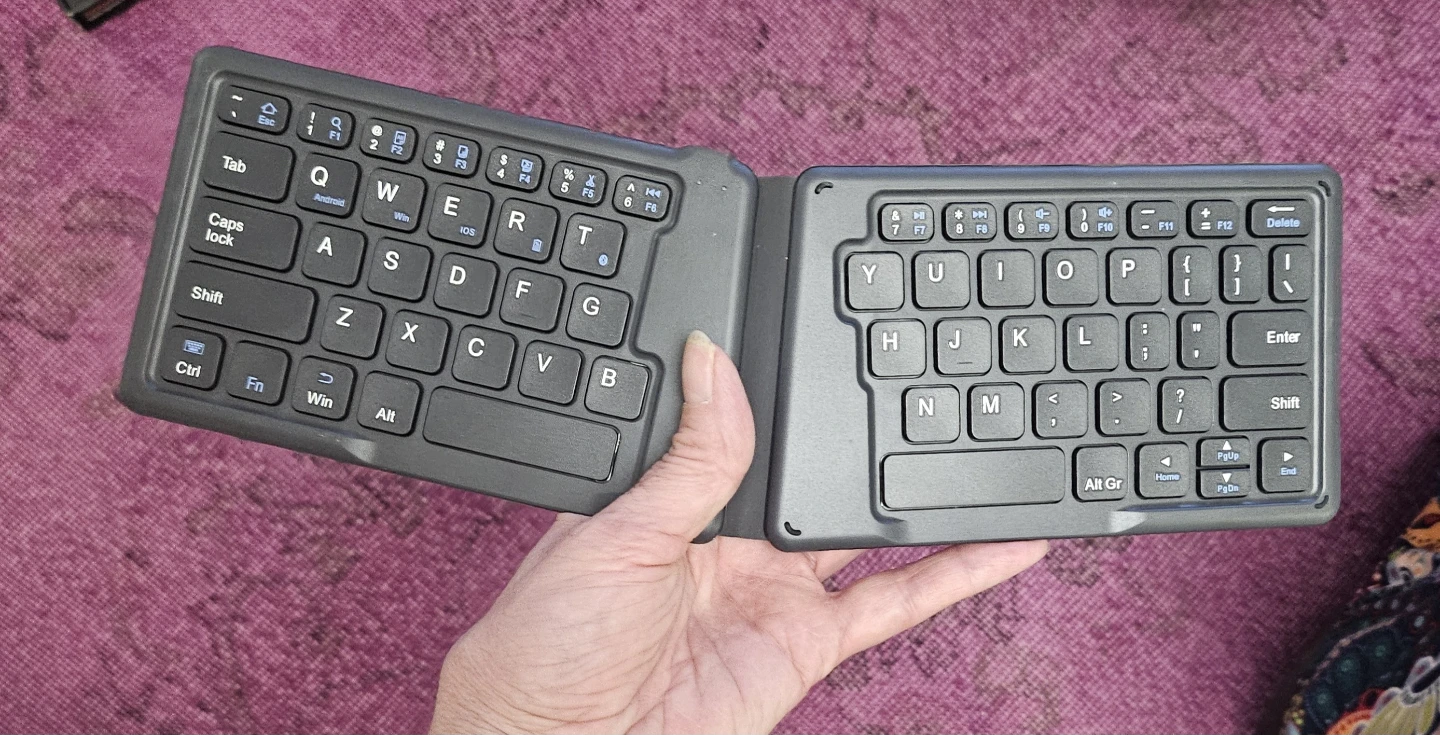 Perixx PERIBOARD-805 ERGO Foldable Bluetooth Keyboard - photo 5