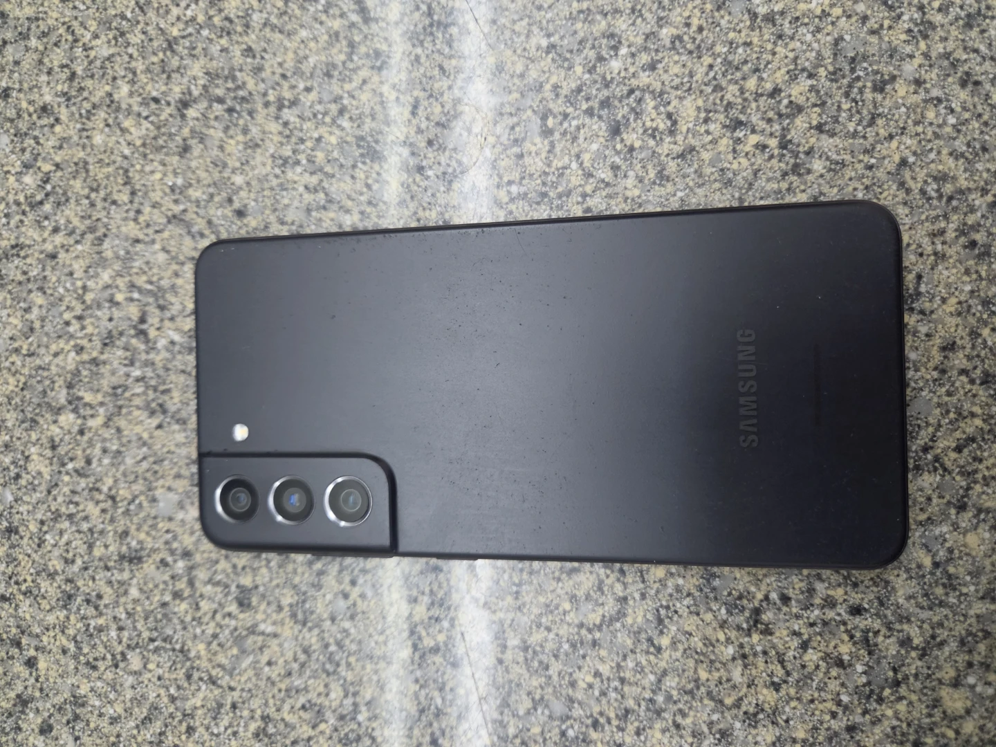 Samsung Galaxy S21 FE Smartphone - photo 2