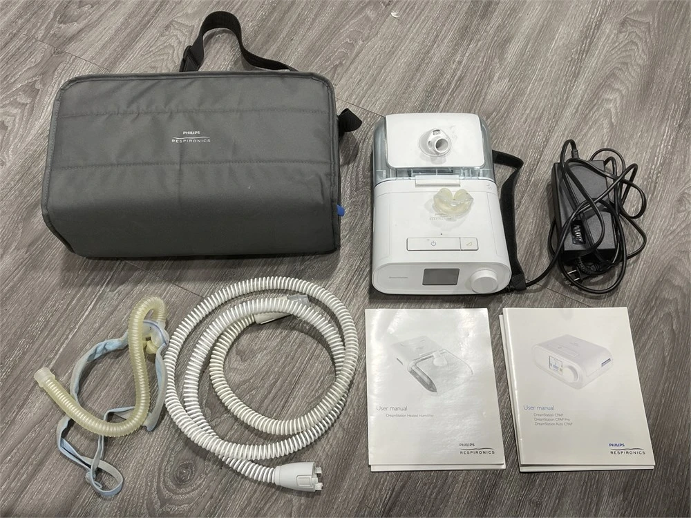 Philips Respironics DreamStation CPAP Machine with Accessories - photo 2