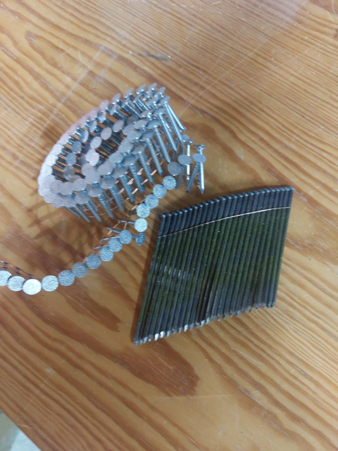 Roofing nails - photo 2