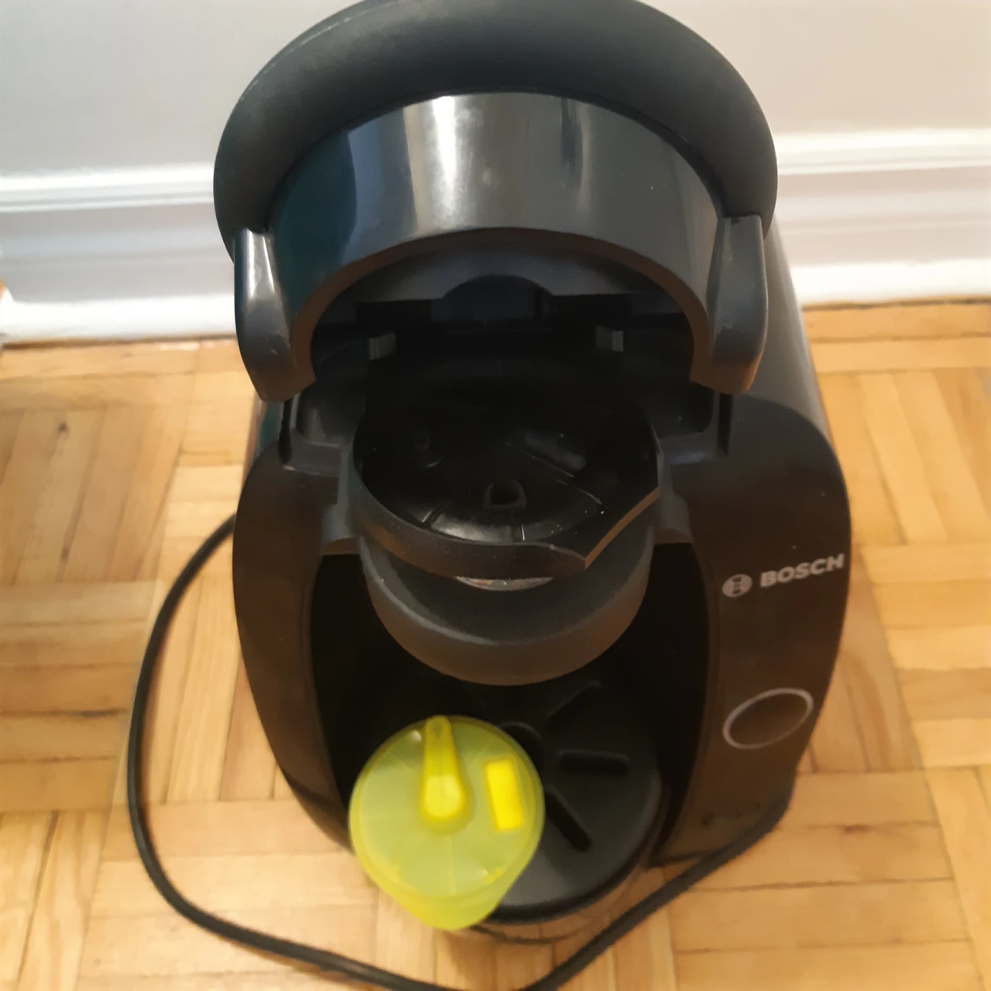 Bosch Tassimo Coffee Maker - photo 2