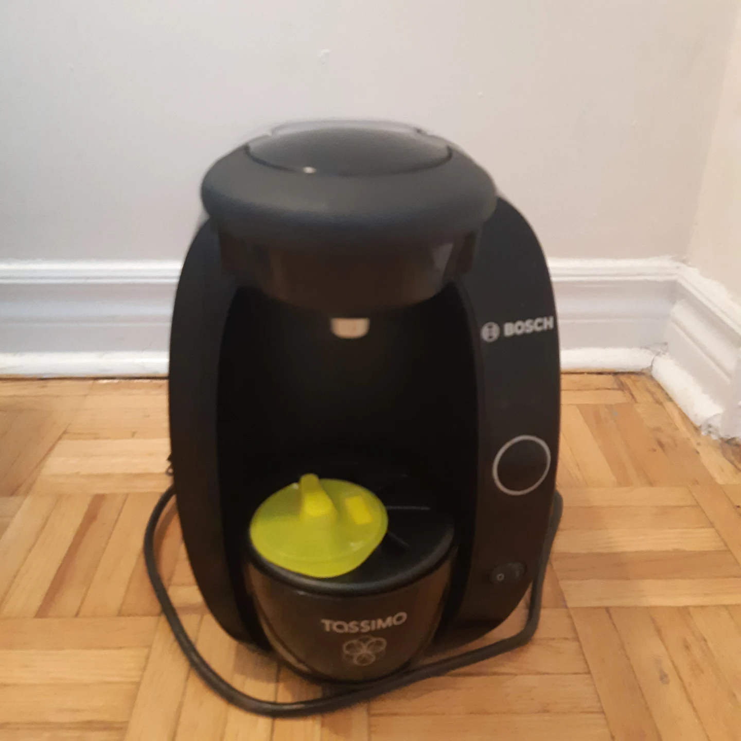 Bosch Tassimo Coffee Maker - photo 3