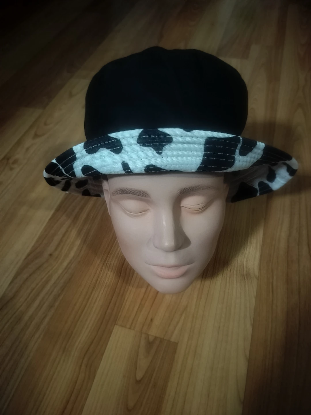 Cow Print Reversible Bucket Hat - photo 3