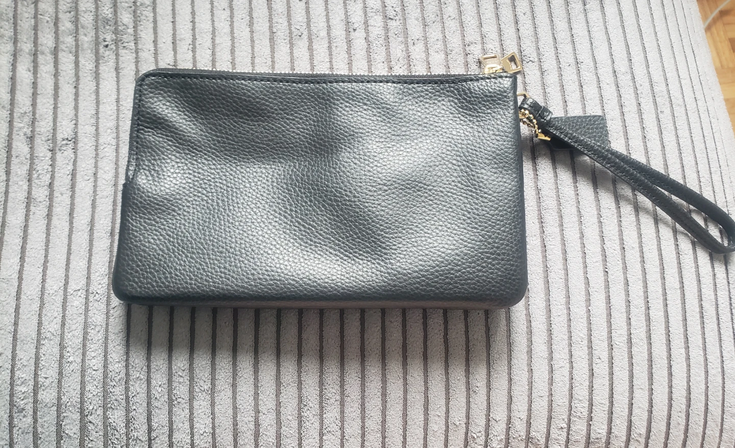 Brand New COACH Black Leather Wristlet Wallet - photo 2
