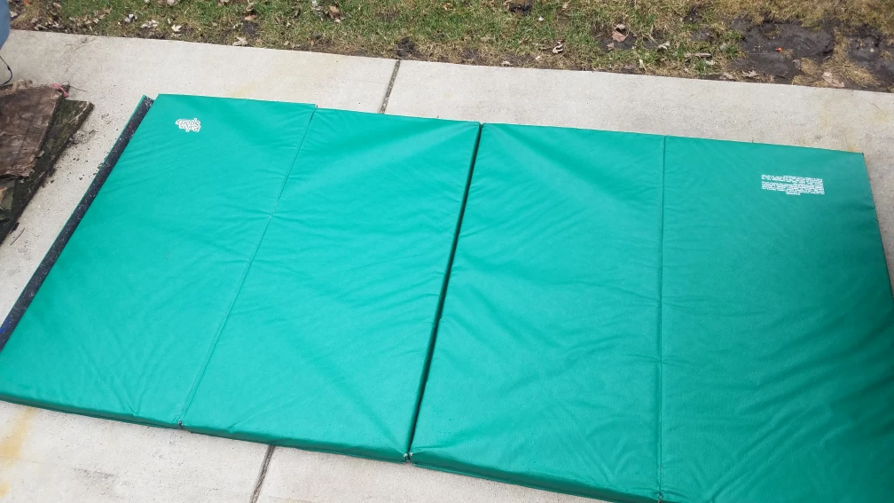 Palos Sports Green Folding Gymnastics Mat