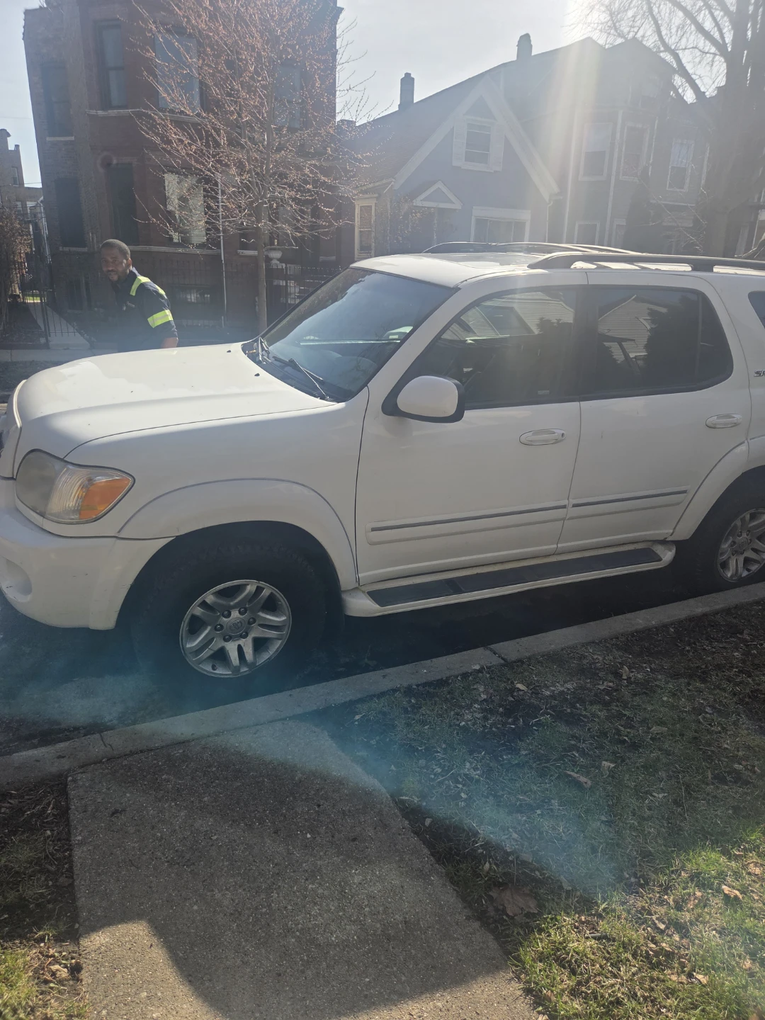 White Toyota Sequoia V8 4WD SUV