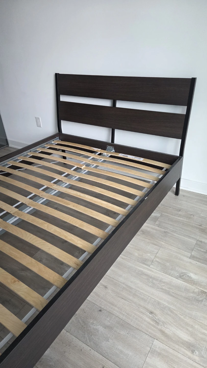 Dark Wood double full Bed Frame - photo 2