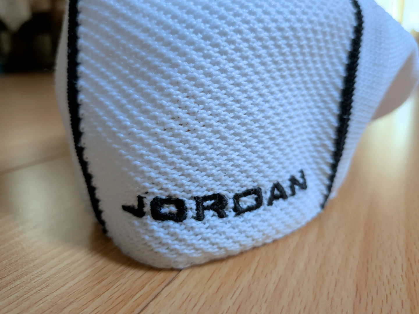 White Jordan Knit Cap 🧡 - photo 2