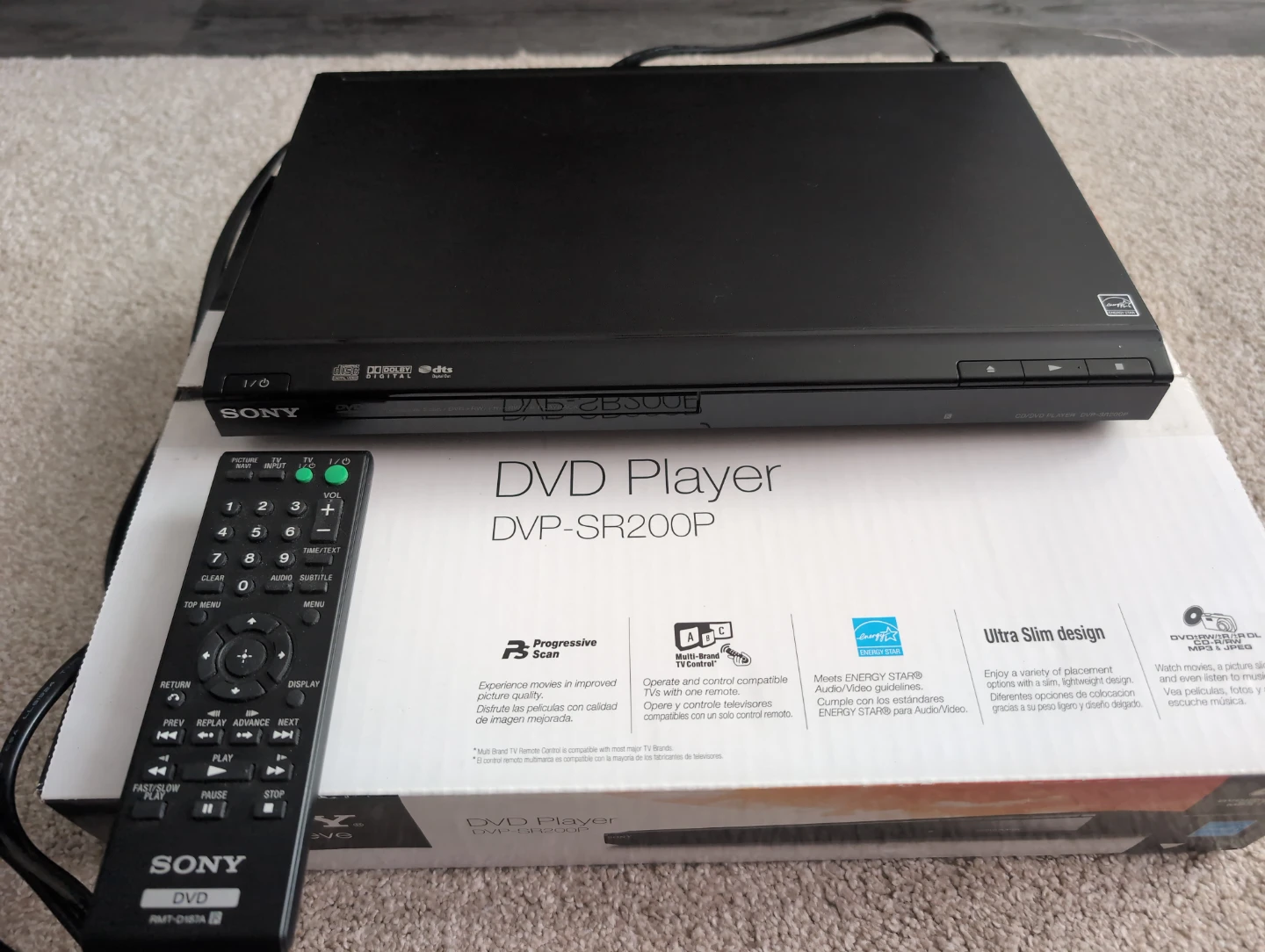 Sony DVP-SR200P DVD Player - photo 2