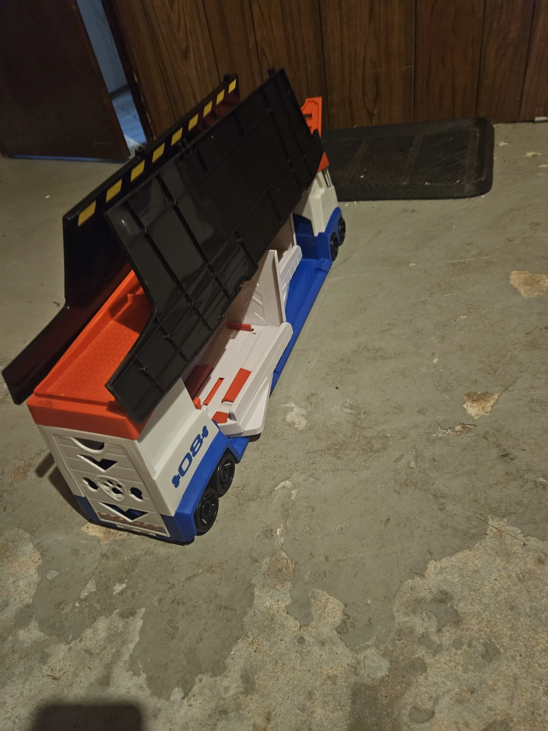 Paw Patrol Transforming Vehicle Carrier - photo 5