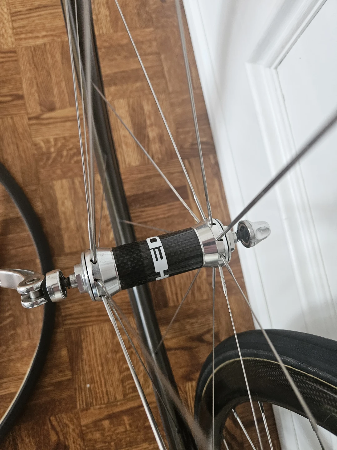 HED Carbon Wheelset with Vredestein & Michelin Tires - photo 5