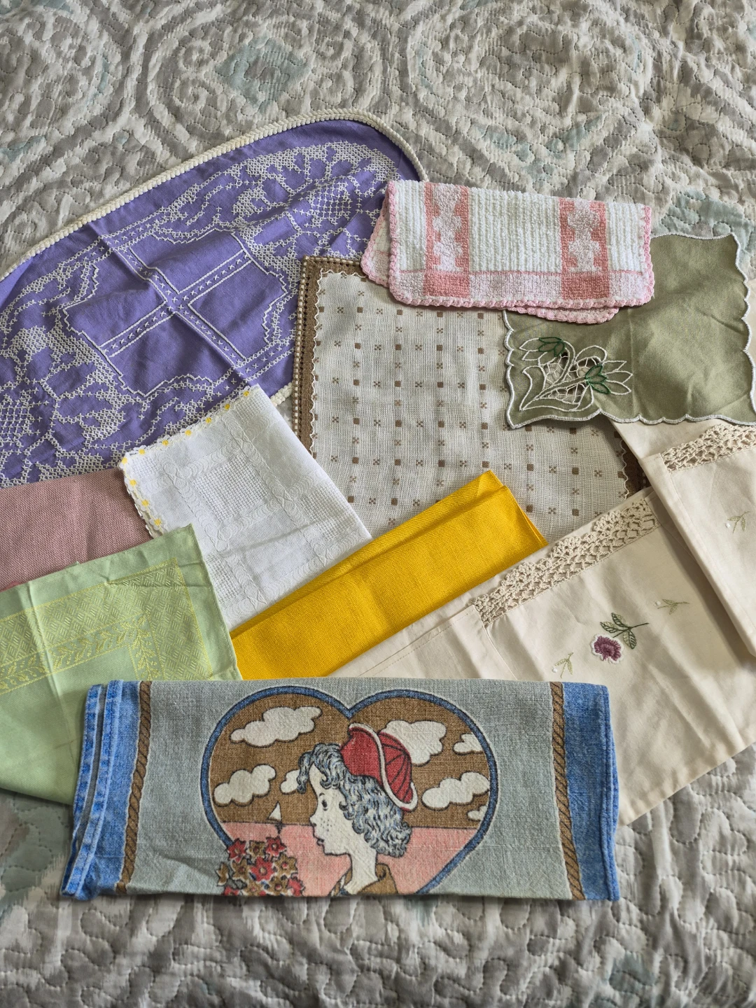 Mix Misc Lot of 15 Vintage Linens, Cottons, Doilies, Decor