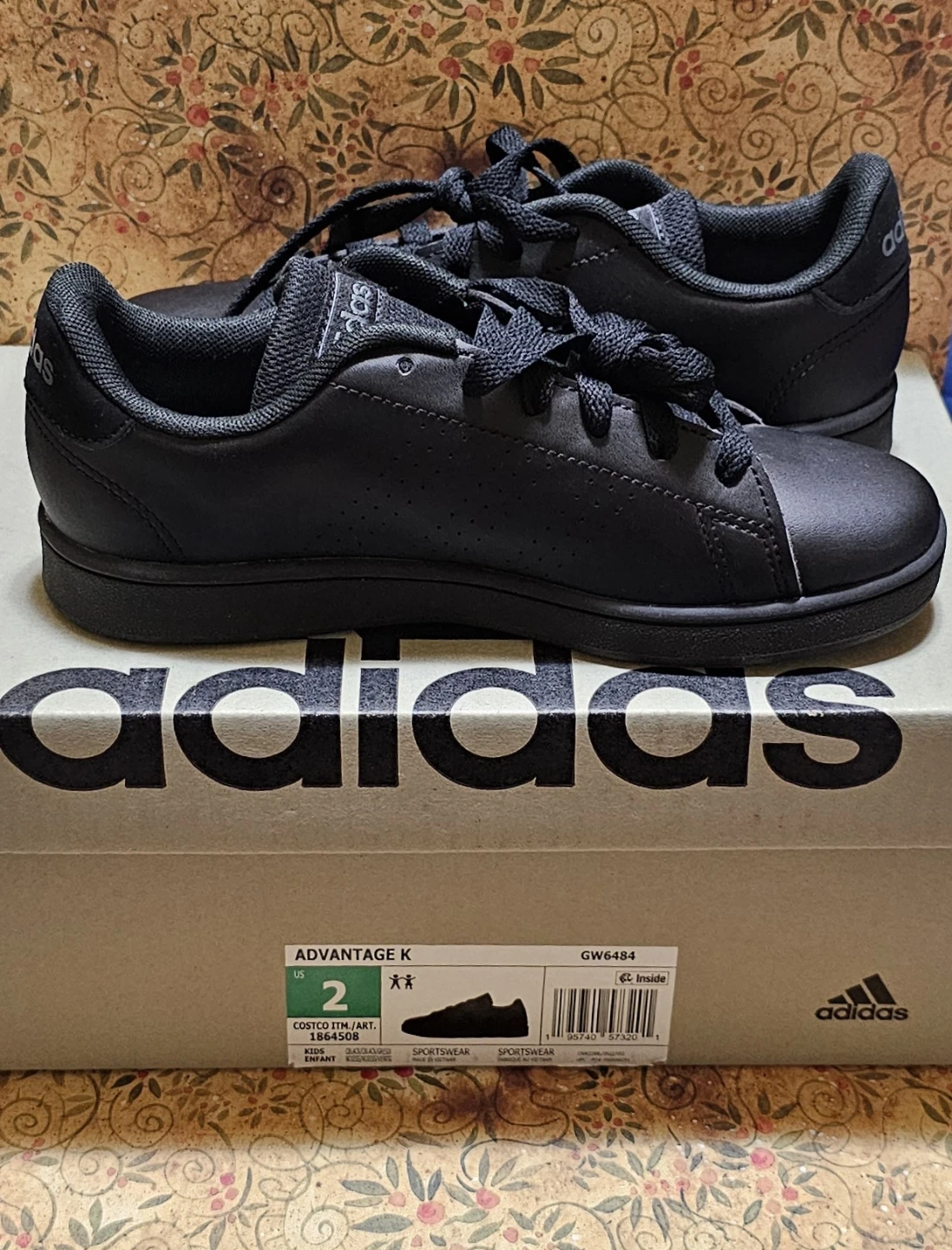 BNIB UNISEX KIDS BLACK ADIDAS RUNNING SHOES SIZE 2