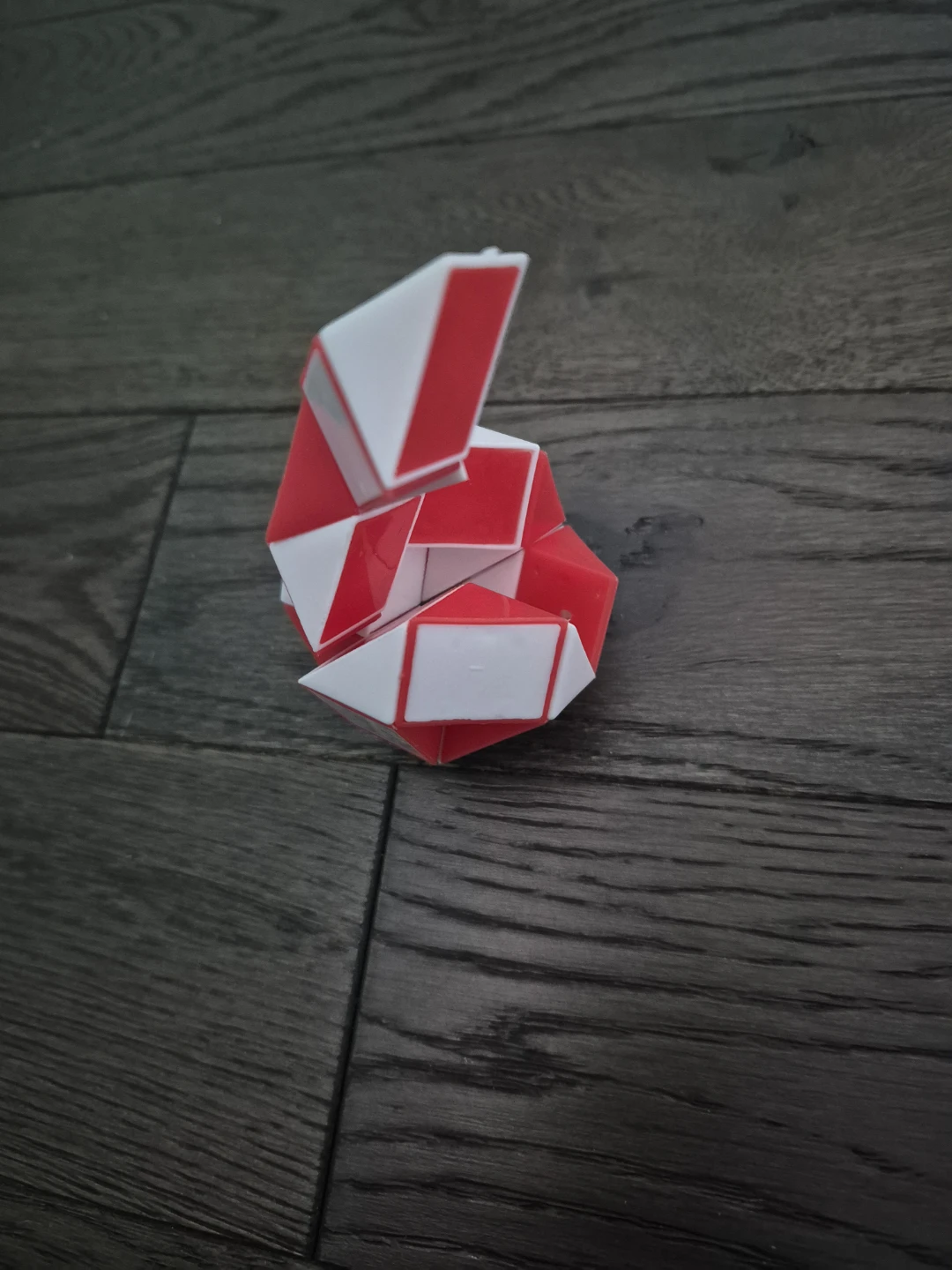 Red and White Snake Puzzle Toy - photo 2