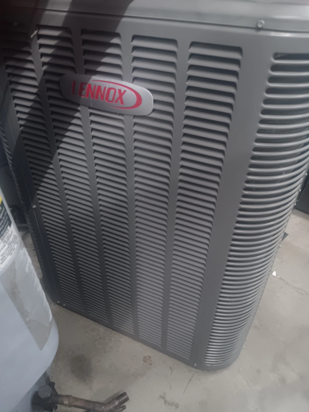 Lennox M/N 13ACX-048-230-13 Air Conditioner Condenser Unit - photo 3