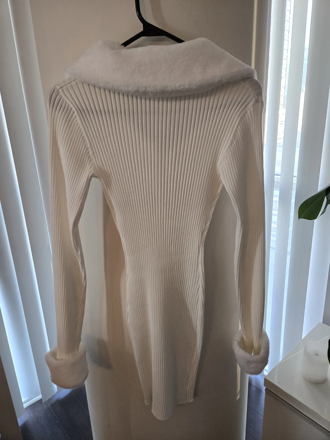 Fashion Nova White Ribbed Faux Fur Trim Sweater Dress size S - photo 2
