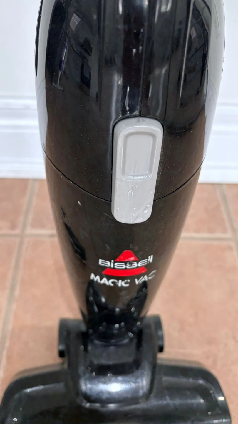 Bissell Magic Vac Vacuum Cleaner - photo 2