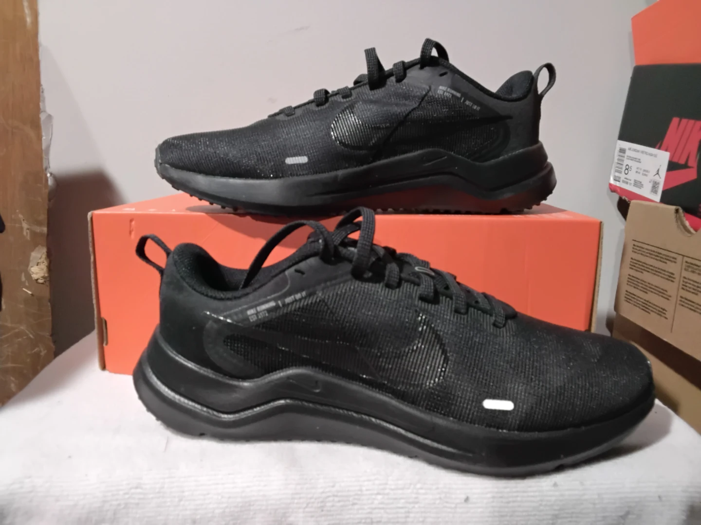 Nike Downshifter 12 Men's Running Shoes - Black