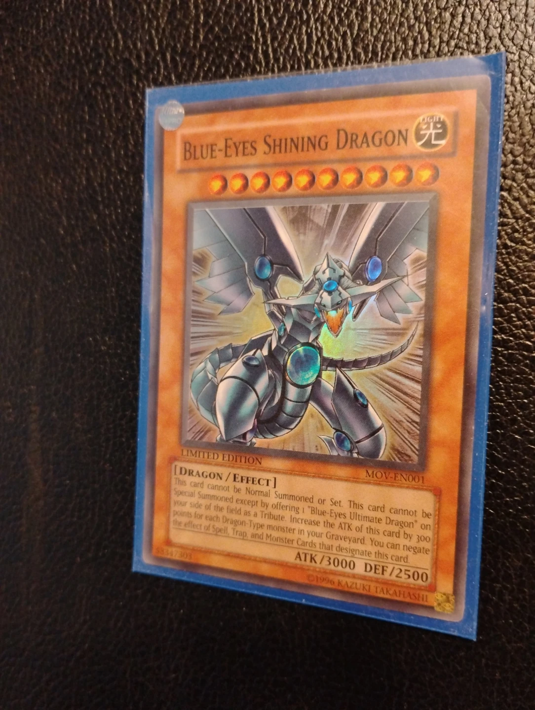 Yu-Gi-Oh! Blue-Eyes Shining Dragon MOV-EN001